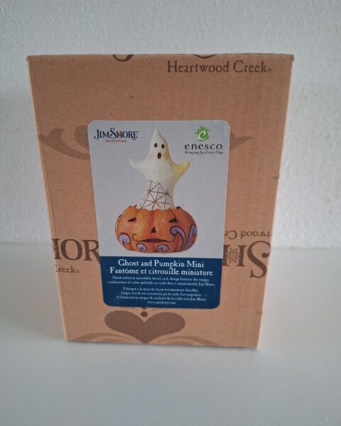 Ghost and Pumkin 6010676