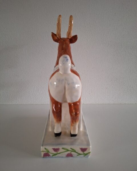 Holiday Tradition Porcelain Rendier Kaarshouder