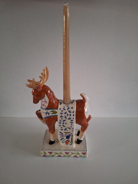 Holiday Tradition Porcelain Rendier Kaarshouder