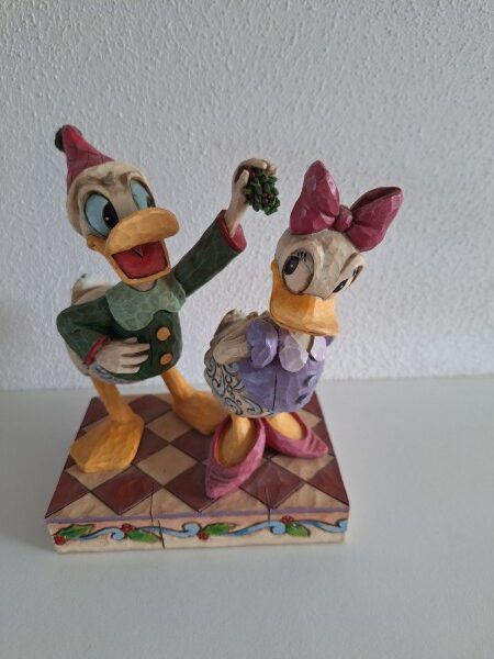 Donald & Daisy Duck Mistletoe Moment 4011039