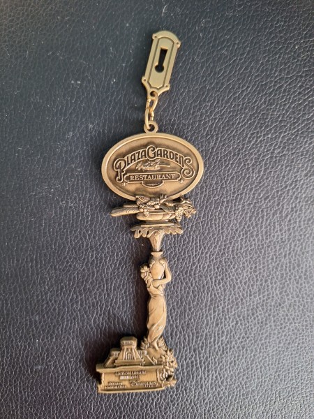 Limited Edition Plaza Garden Key #0115 van de 1893 exemplaren