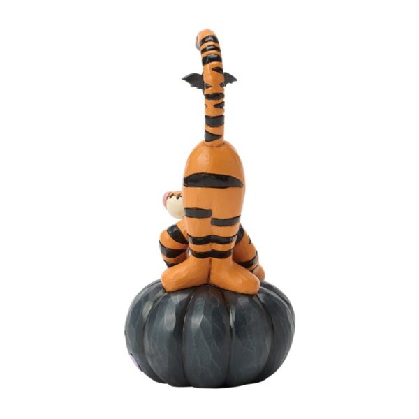 9108409-6017944_3-2-3-750 'Bat-tastic Fun (Tigger on Jack-O-Lantern) 6017944 Beschikbaar va April 2026