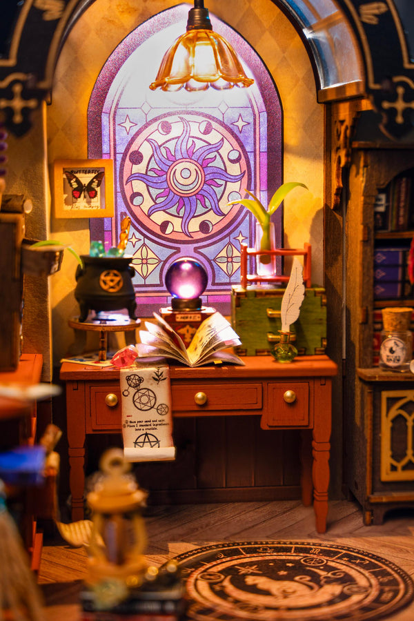 Robotime, 3D The Magic Study met LED verlichting 21x13x19cm