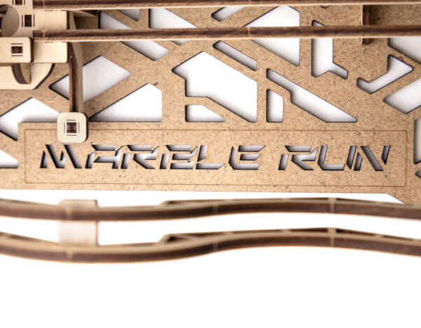 IMG_7351-700x467 Eco Wood 3D Mechanische Houten Puzzel, Marble Run 43,6×26,4×24,7 cm